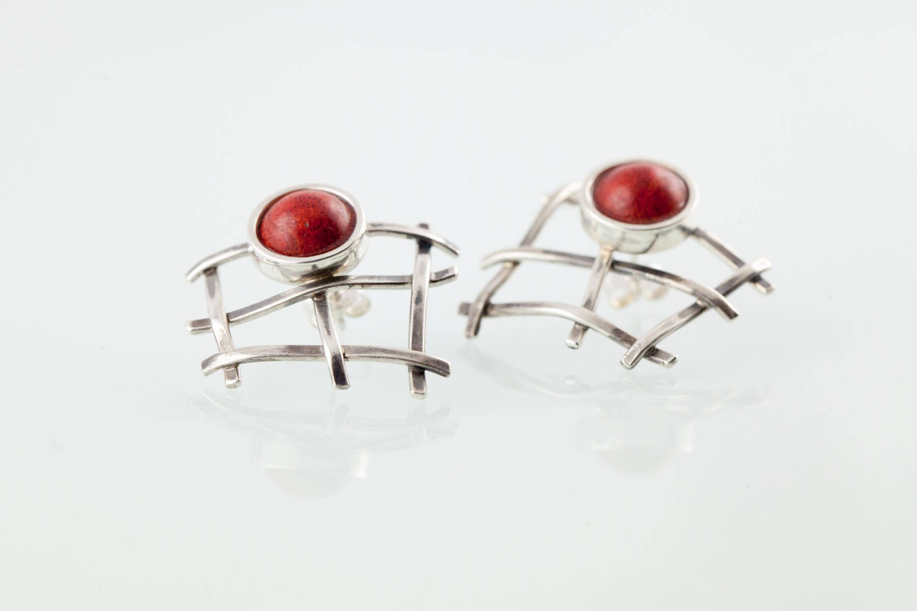 Ohrstecker - Gittergeflecht No.1 Mit Koralle von yvedesign