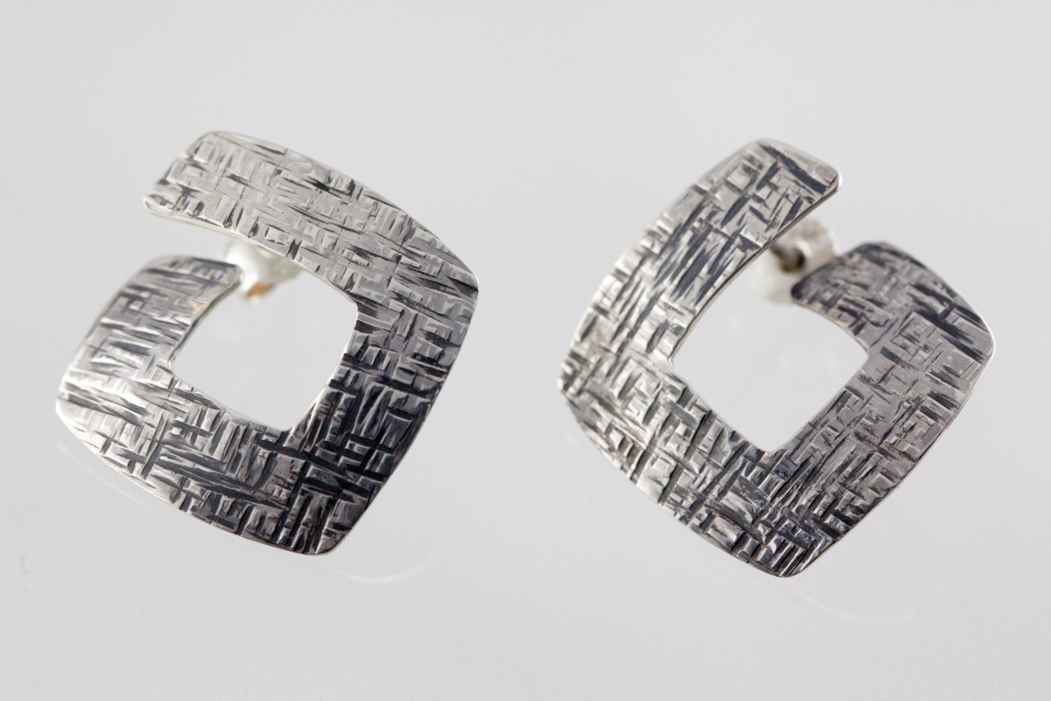 Ohrstecker "Yve No.22" von yvedesign