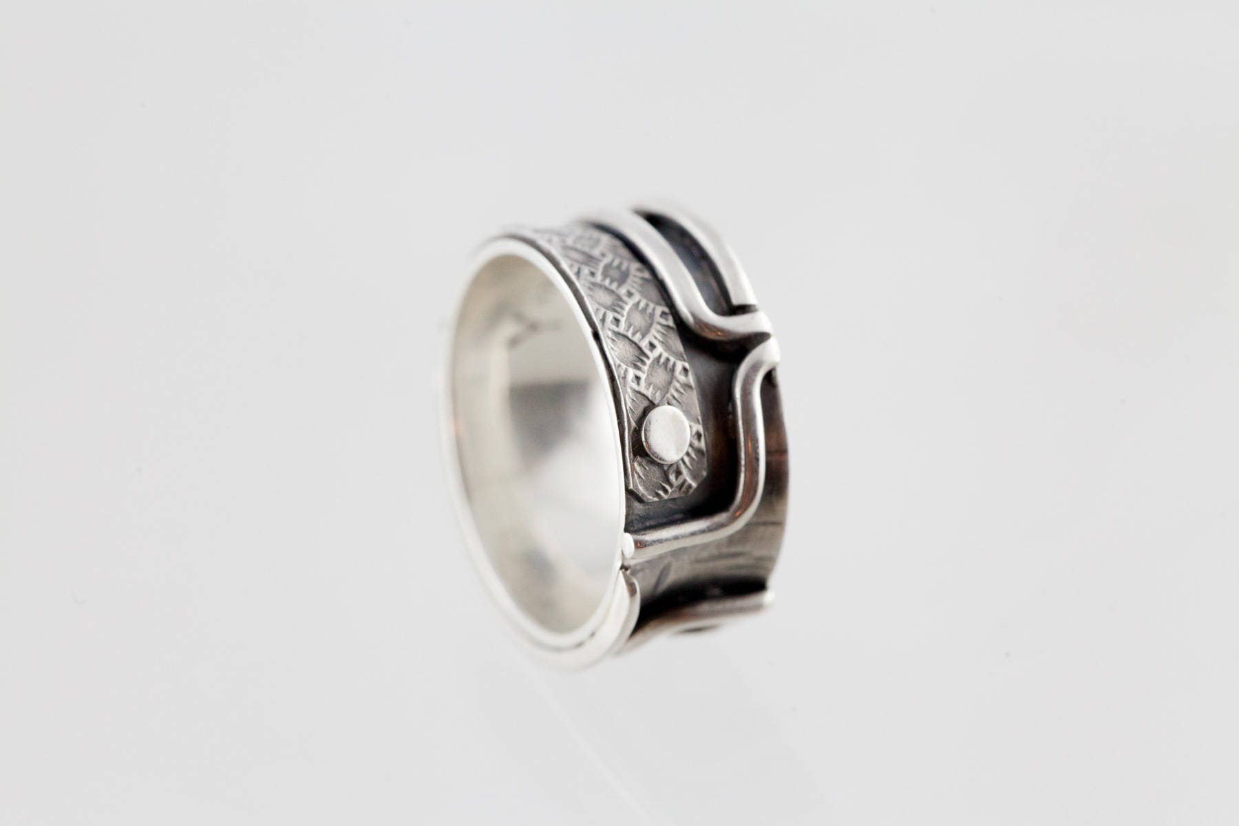 Ring-Mechanic No.3 von yvedesign