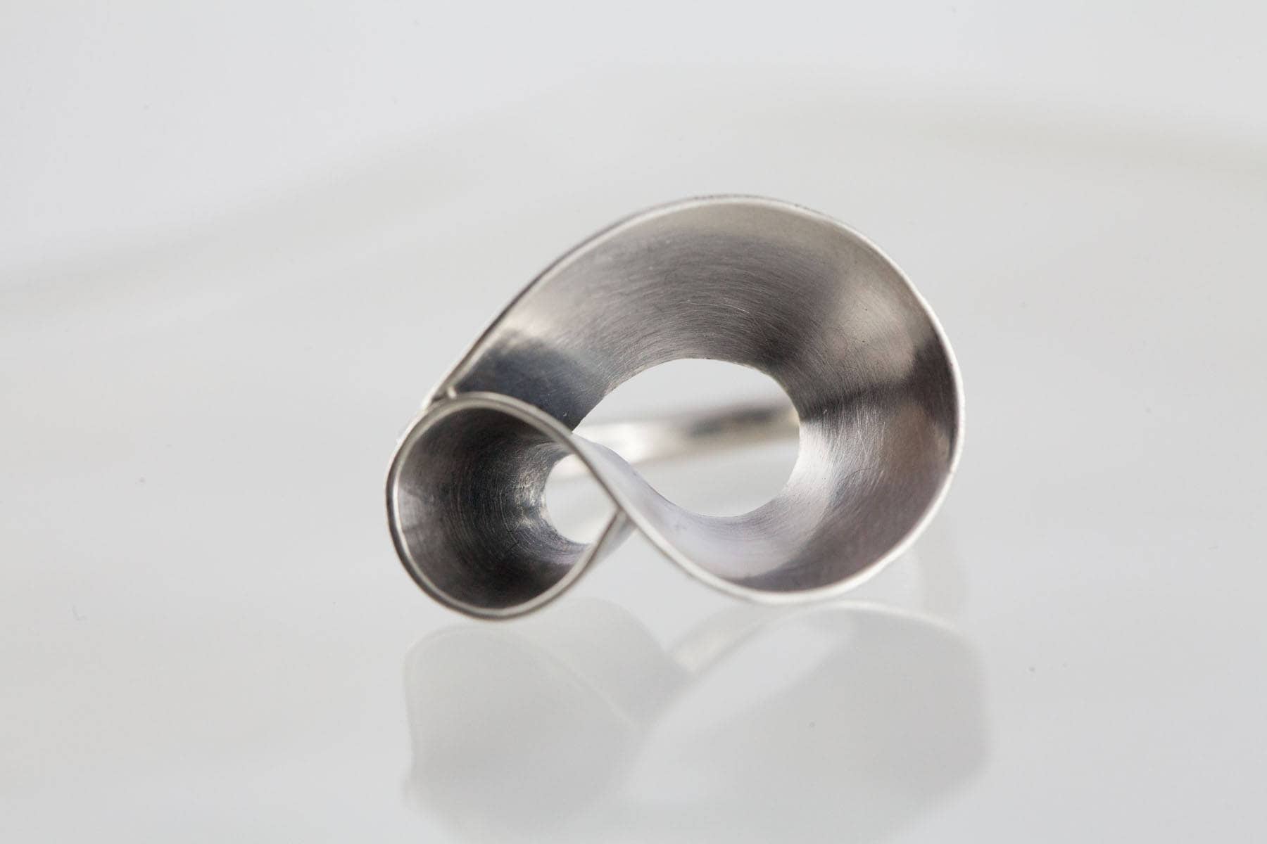 Ring - Yve No.68 von yvedesign