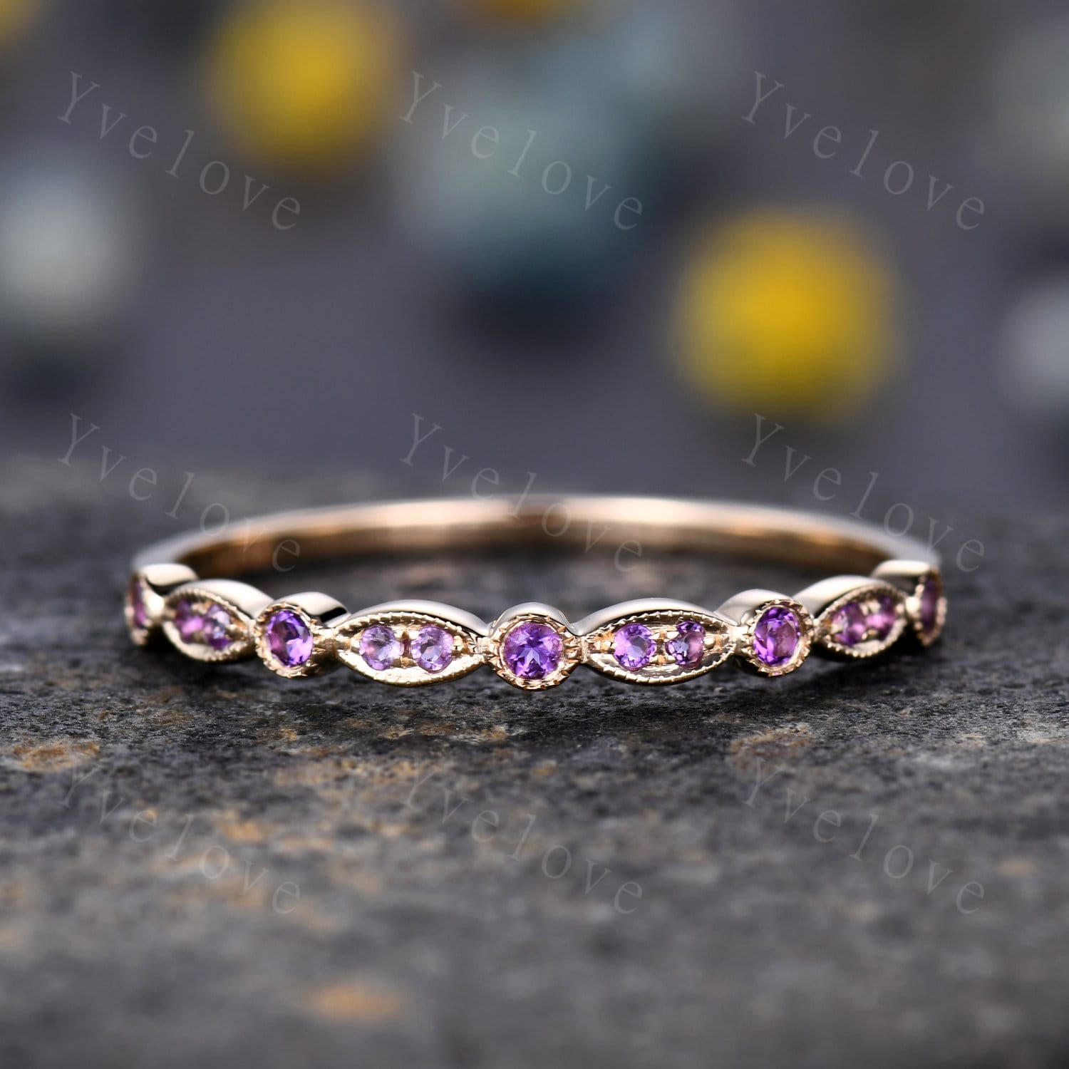 Amethyst Ring Geschenk Art Deco Halbe Ewigkeit Ehering Milgrain Stil 14K Gelbgold Farbband Natur Edelstein If Farbe von yvelove