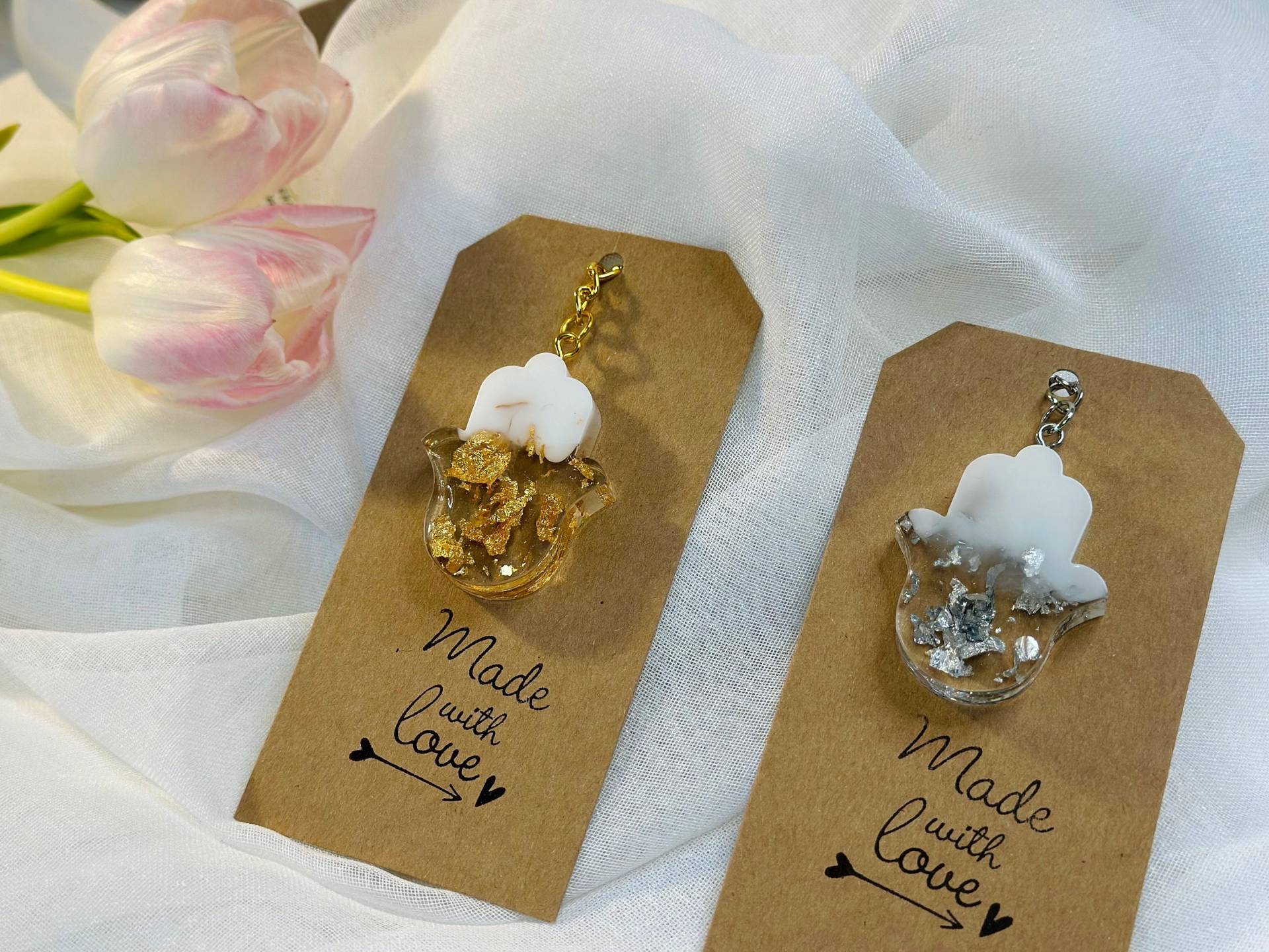 Schlüsselanhänger Hamsa Hand Resin Der Fatima Kunstharz Geschenk Für Sie Anhänger Geburtstag Gastgeschenk Mitgebsel Geschenkideen Schlüsselanhänger Hamsa Hand Resin Der Fatima Kunstharz Geschenk Für Sie Anhänger Geburtstag Gastgeschenk Mitgebsel Geschenkideen von zandergalerieofarts