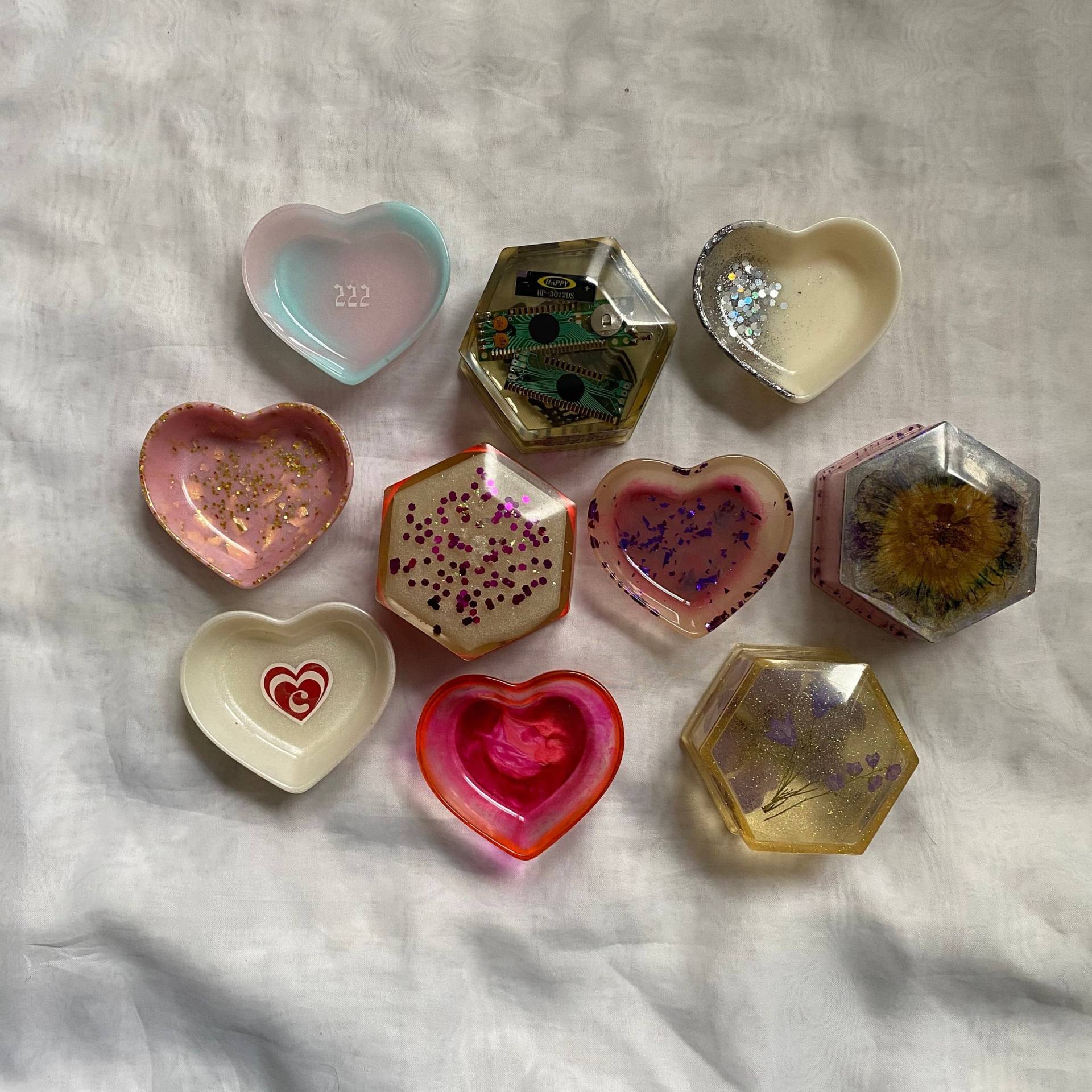 Verschiedene Schmuckdosen Aus Resin | Herz Schale Epoxidharz Ringschale Jewelry Bowl Dekorative Schmuckaufbewahrung Ablage Verschiedene Schmuckdosen Aus Resin | Herz Schale Epoxidharz Ringschale Jewelry Bowl Dekorative Schmuckaufbewahrung Ablage von zaoreet