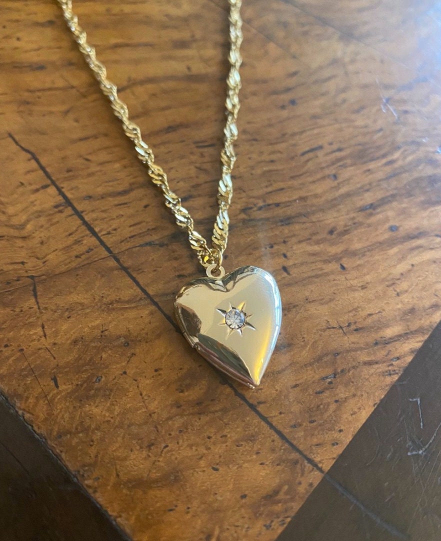 Kristall Herz Locket Halskette Kristall Herz Locket Halskette von zarataylor
