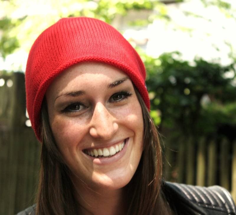 Rollrand Beanie Wolle Rot, Midnight | Strickmütze Style-Fine-Merino von zauberhanddesign