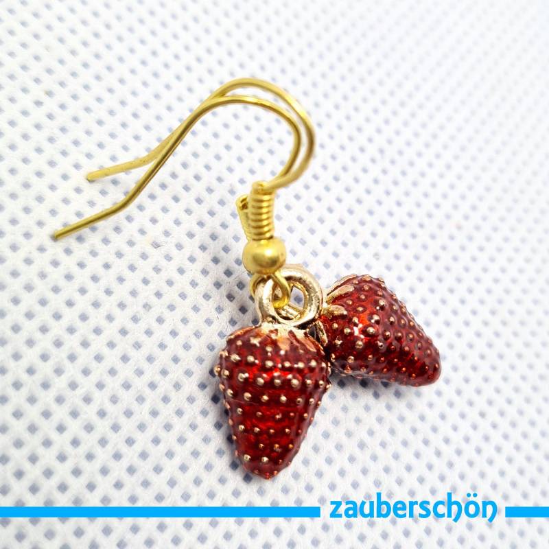 Zauberhafte Erdbeer Ohrringe von zauberschoeneWelt