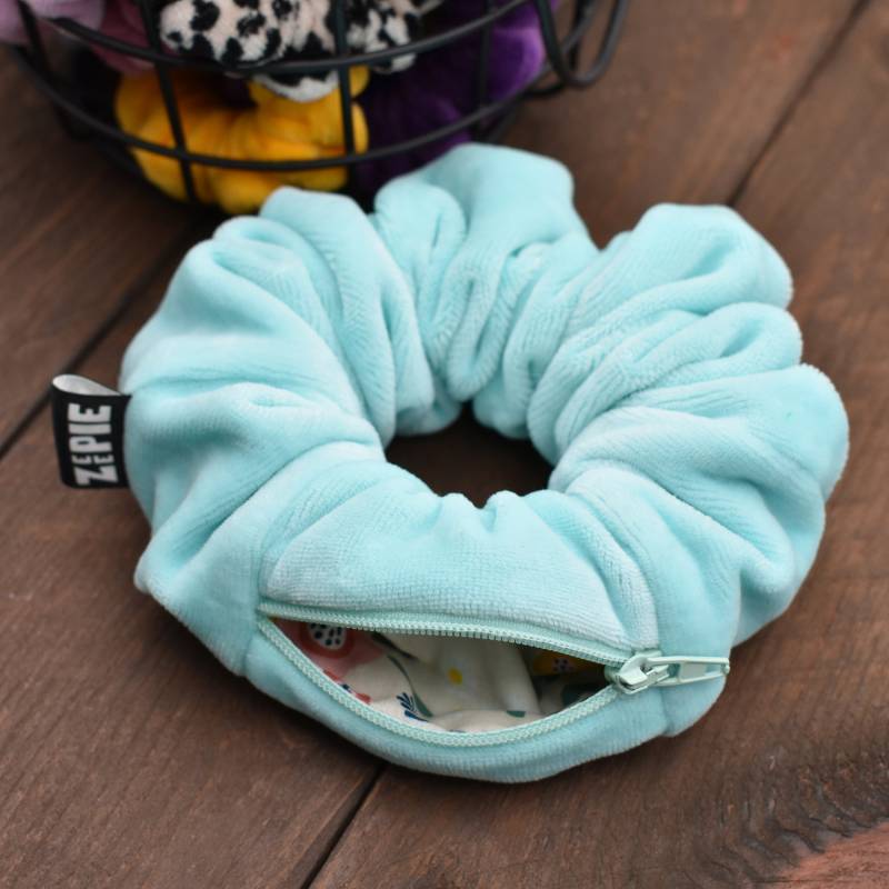 Zeepie/Samt Scrunchie Mit Reißverschluss Haargummi Tasche Mint von zeepieandco