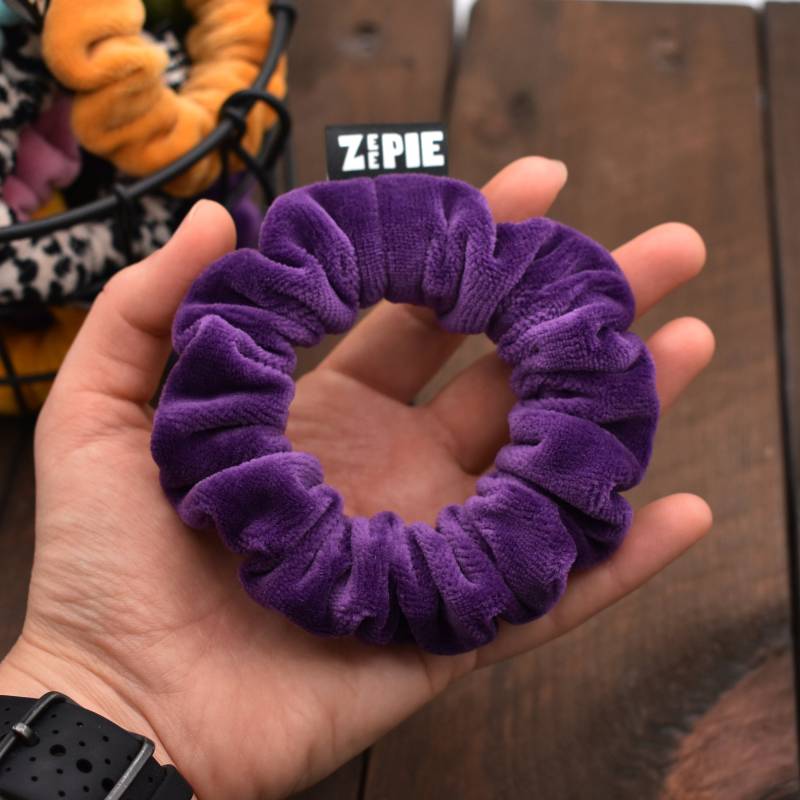 Zeepie Scrunchie/Samt Haargummi Violett Skinny Größe von zeepieandco