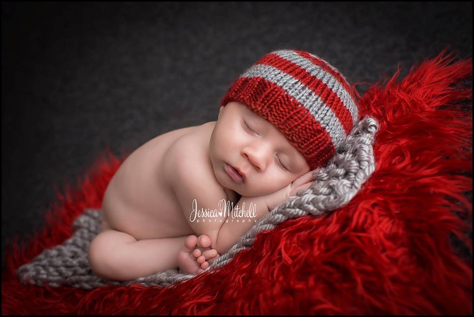 Handgestrickte Mütze Für Neugeborene Gestreifte Babymütze, Rot & Grau von zellashop