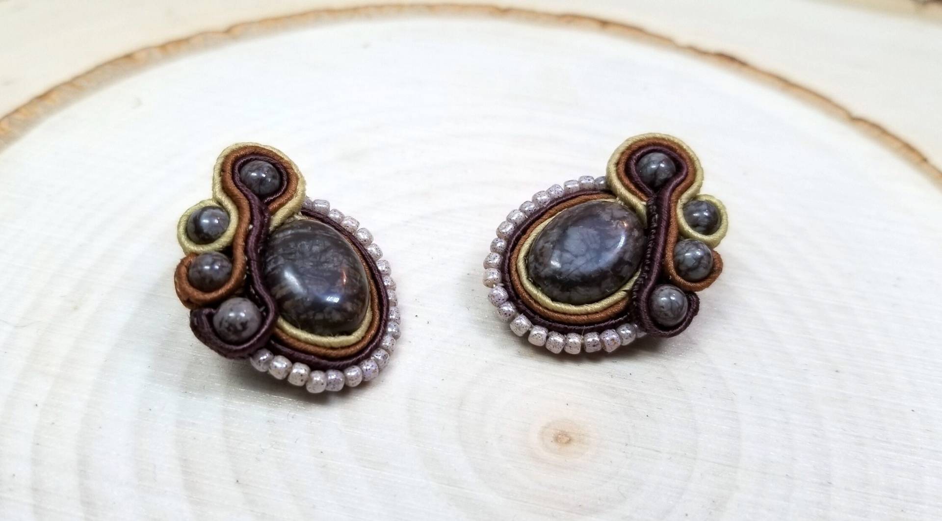 Jaspis Ohrstecker, Schokolade Ohrringe, Soutache Orecchini Soutache, Geschenke Für Sie, Perlen Ohrringe von zencreations04