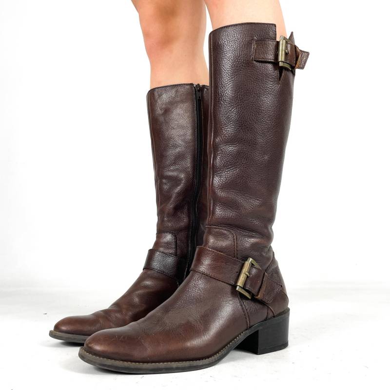 Braune Vintage-Reitstiefel Aus Echtem Leder Im Bikerstil - Kniehohe Stiefel Mit Schnallendetail Und Mittelhohem Absatz Größe Eu 37/Uk 4 Us 6 von zephyry2k