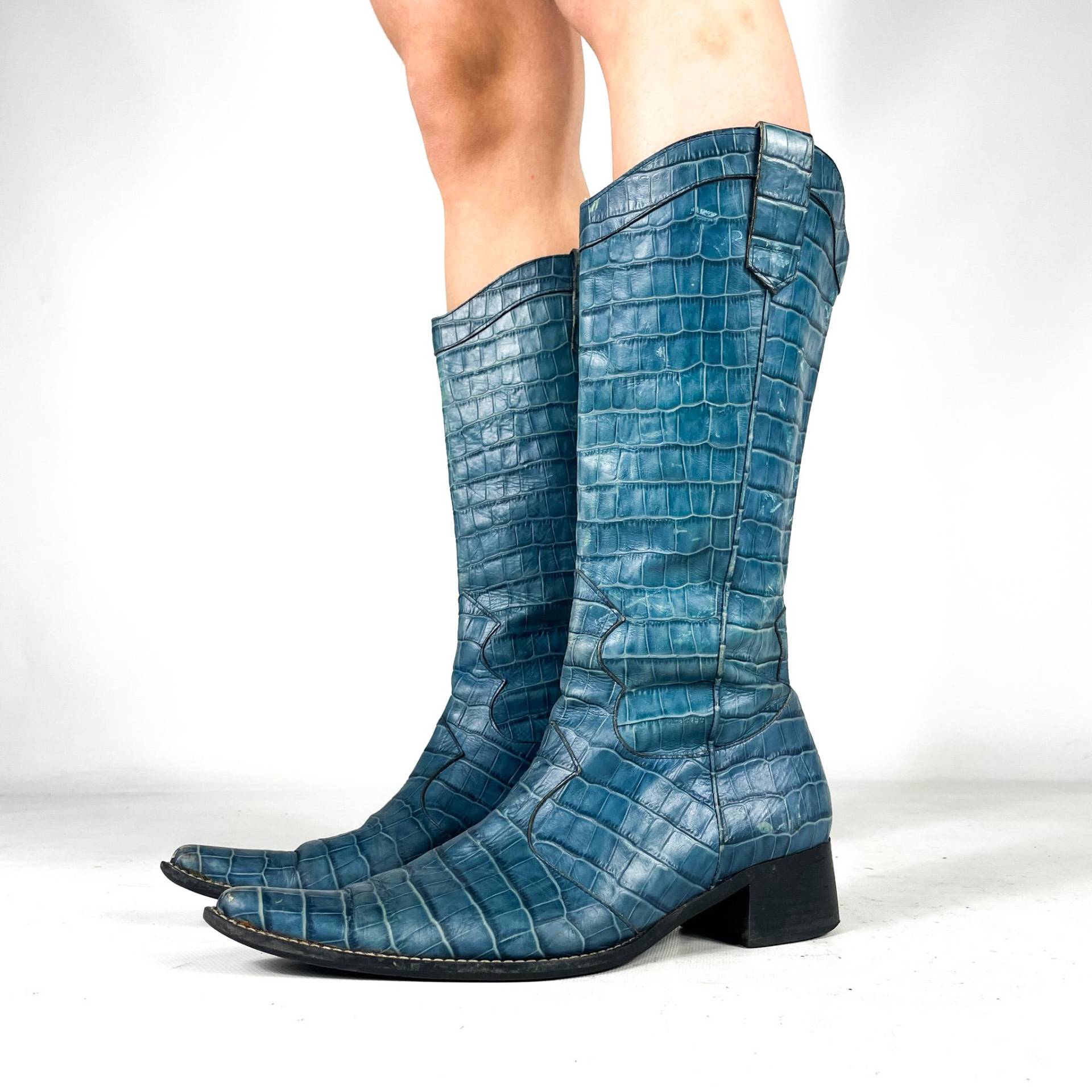 Hohe Lederstiefel in Blau Mit Krokodilprägung - Einzigartiger Western-stil Größe Eu 40/Uk 7 Us 9 von zephyry2k