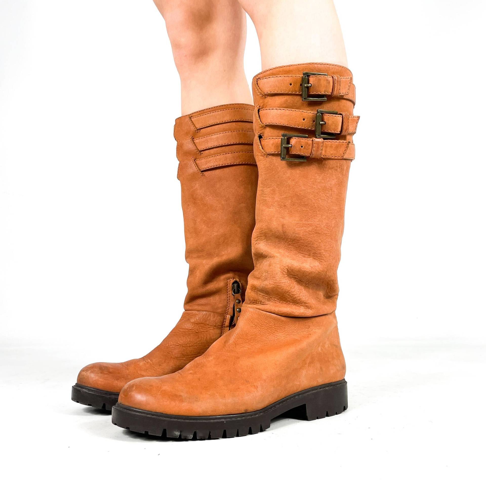 Orangefarbene Lederstiefel Mit Schnalle - Echtlederstiefel Dicker Sohle Eu 38/Uk 5 Us 7 von zephyry2k