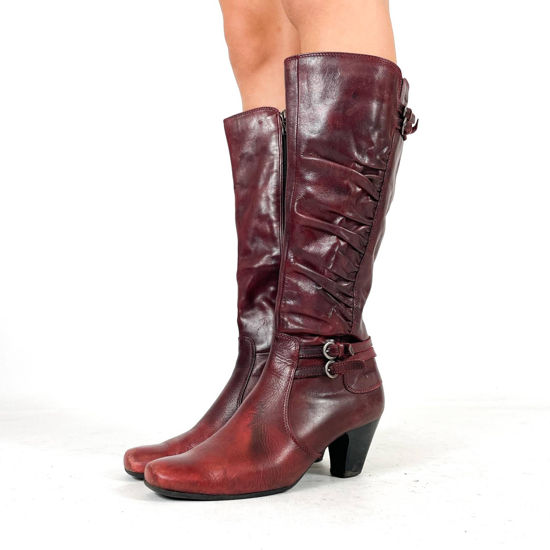 Vintage Burgunderrote Kniehohe Lederstiefel - Retro Western Style Eu 37/Uk 4 Us 6 Vintage Burgunderrote Kniehohe Lederstiefel - Retro Western Style Eu 37/Uk 4 Us 6 von zephyry2k