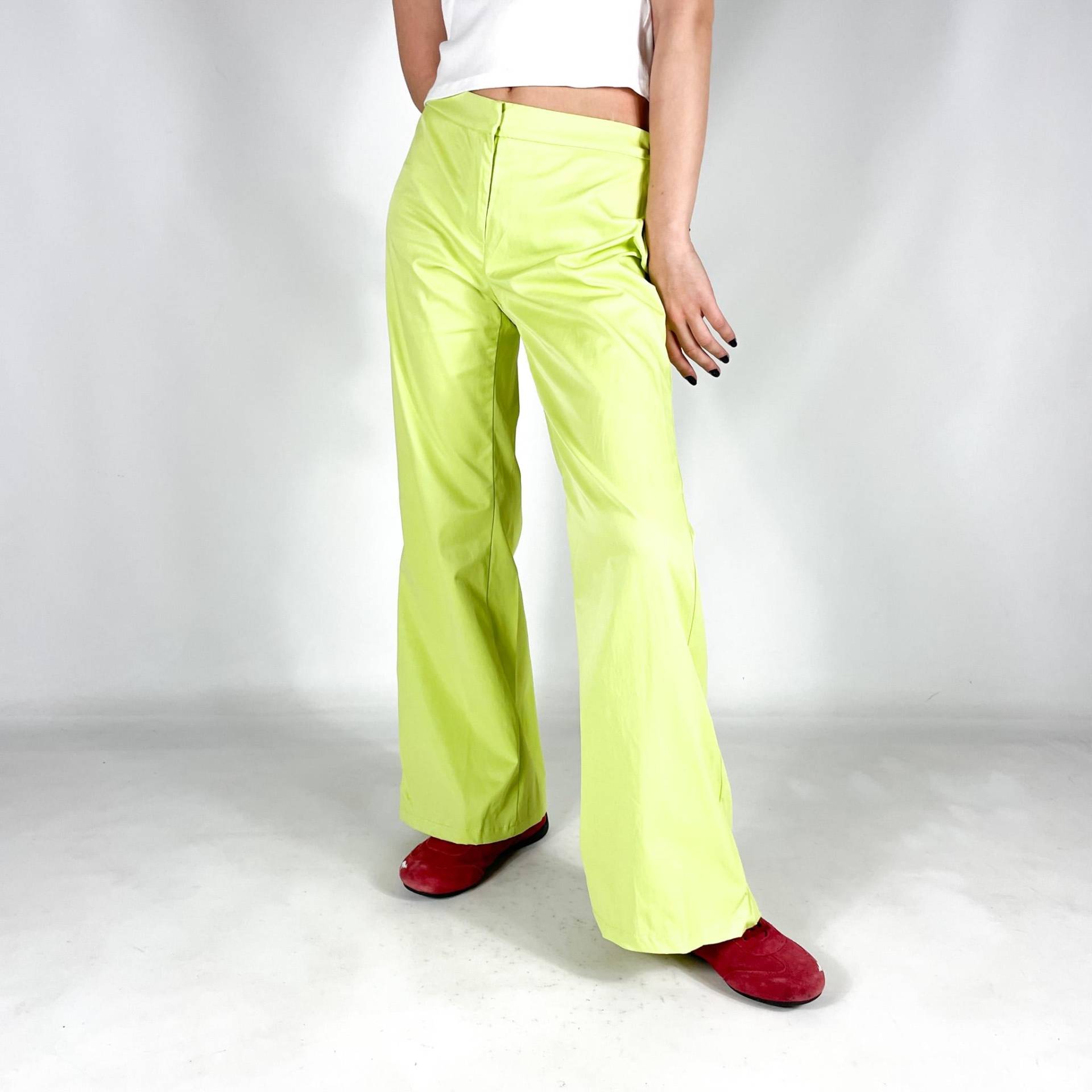 Vintage Y2K Schlaghose in Limettengrün - Hochgeschnittene, Leuchtend Neonfarbene Hose Retro-stil Der 2000Er Größe M von zephyry2k