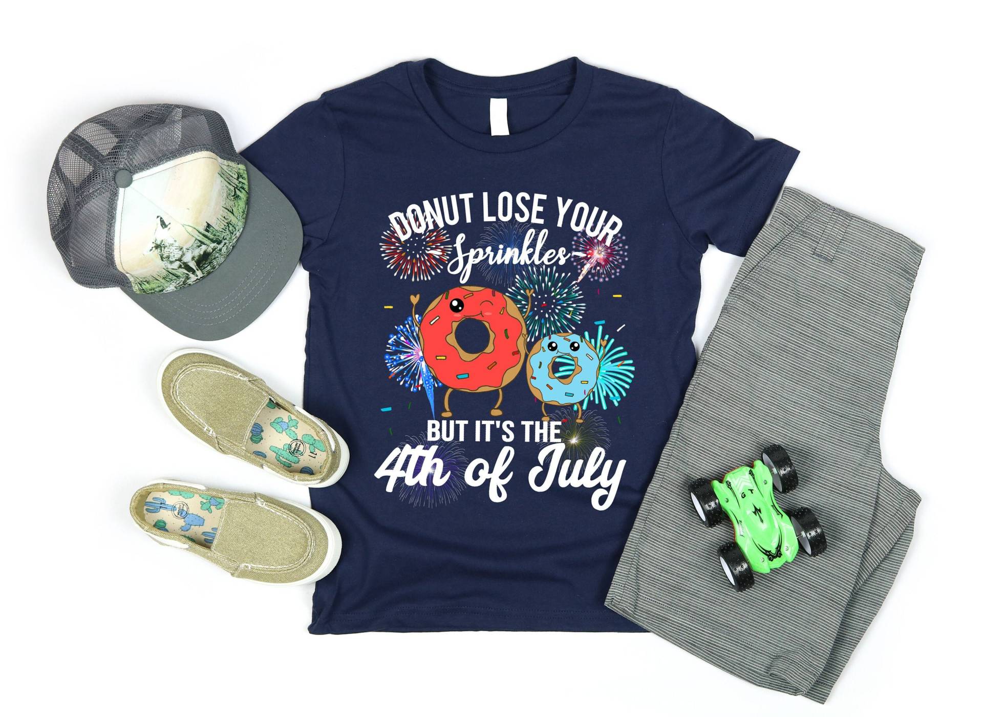 4Th Of Juli Donut T-Shirt - Lustiges Zitat Meme Feuerwerk Shirt Unabhängigkeitstag Kinder Outfit Passende Familie Sommer Outfits von zjthreads