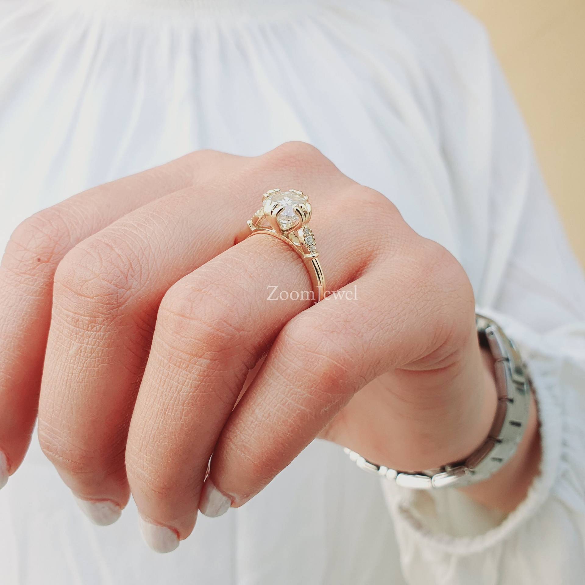 Kissen Alter Minenschliff Moissanit Verlobungsring, Weißer Diamant Mit Zange Ring, Weißgold Jahrestag Ringe Für Frauen, Art Deco Ring von zoomjewel
