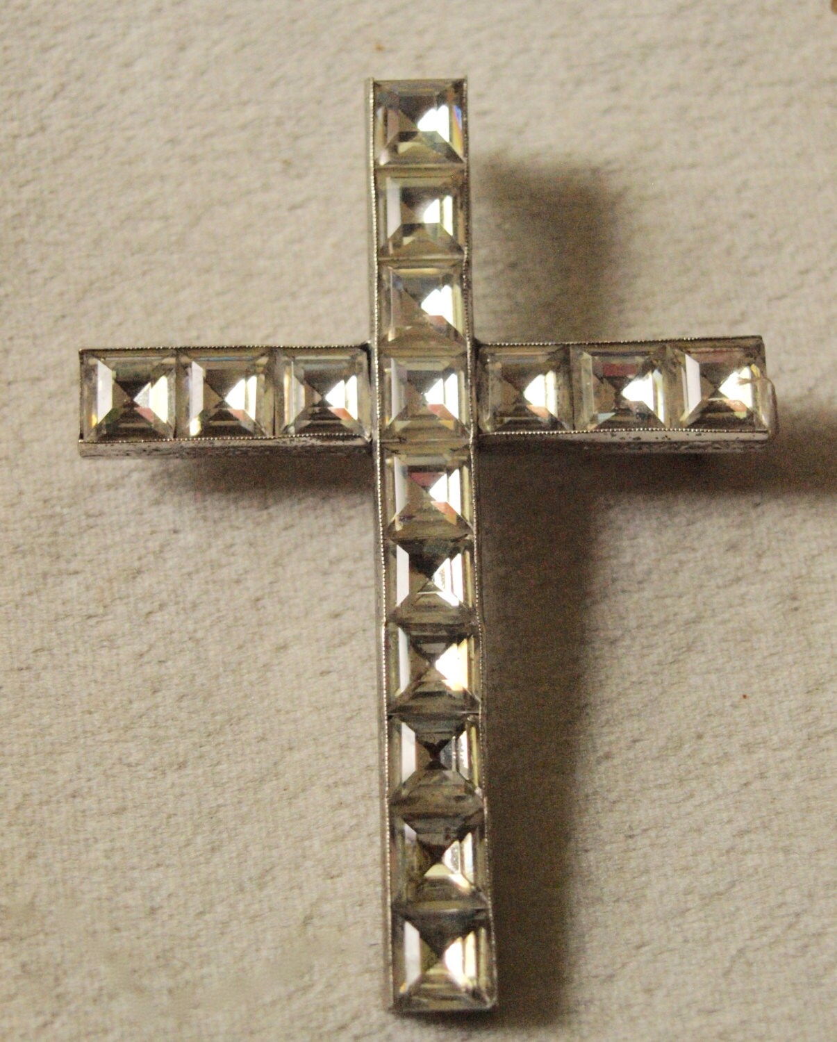 1920Paste Sterling Kreuz Anhänger Brosche Bizarre Serie 1920Paste Sterling Kreuz Anhänger Brosche Bizarre Serie von zouzoubijou