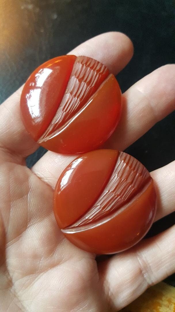 Sehr Große Butterscotch Bakelite Ohrringe von zouzoubijou