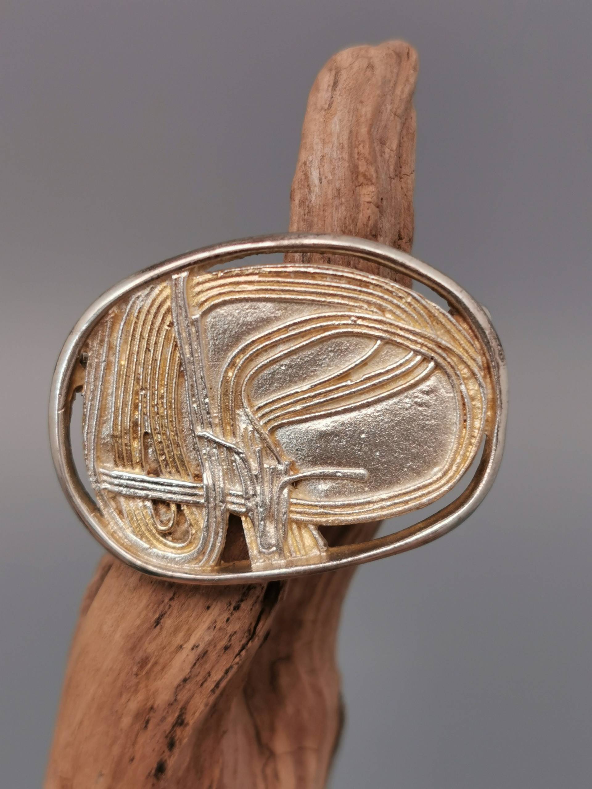 Edle Vintage Designer Silberfarbene Modernist Brosche 9G 3, 5cm Anstecknadel Mid Century Modern von zweitwert