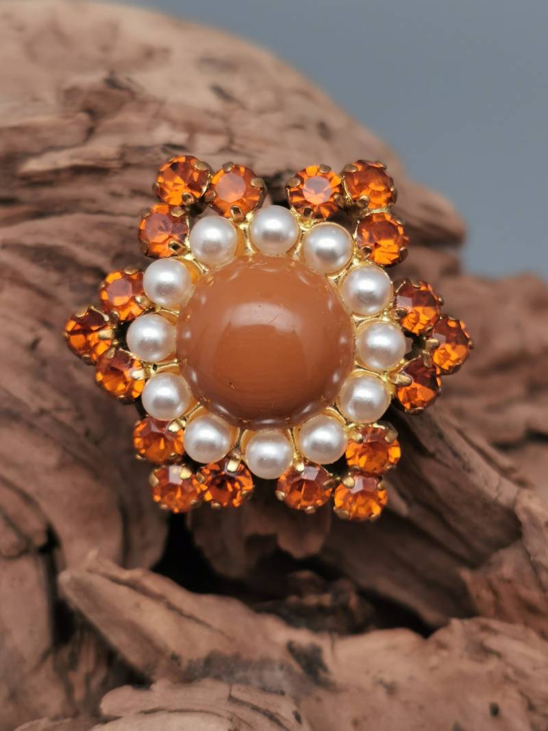 Leuchtende Runde Vintage Strass Brosche Glitzer 60Er 70Er Jahre Modeschmuck Blume Blüte von zweitwert