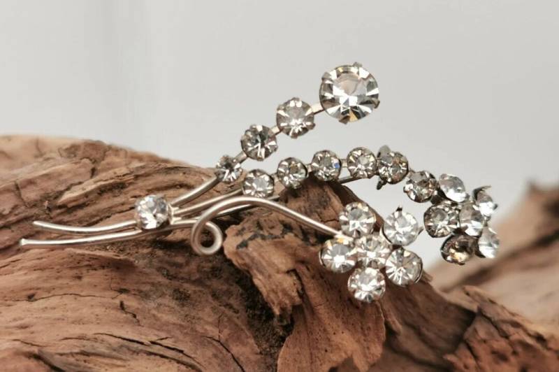 Vintage Art Deco Modeschmuck Strass Brosche Blüte Blume Floral Modernist Avantgarde von zweitwert
